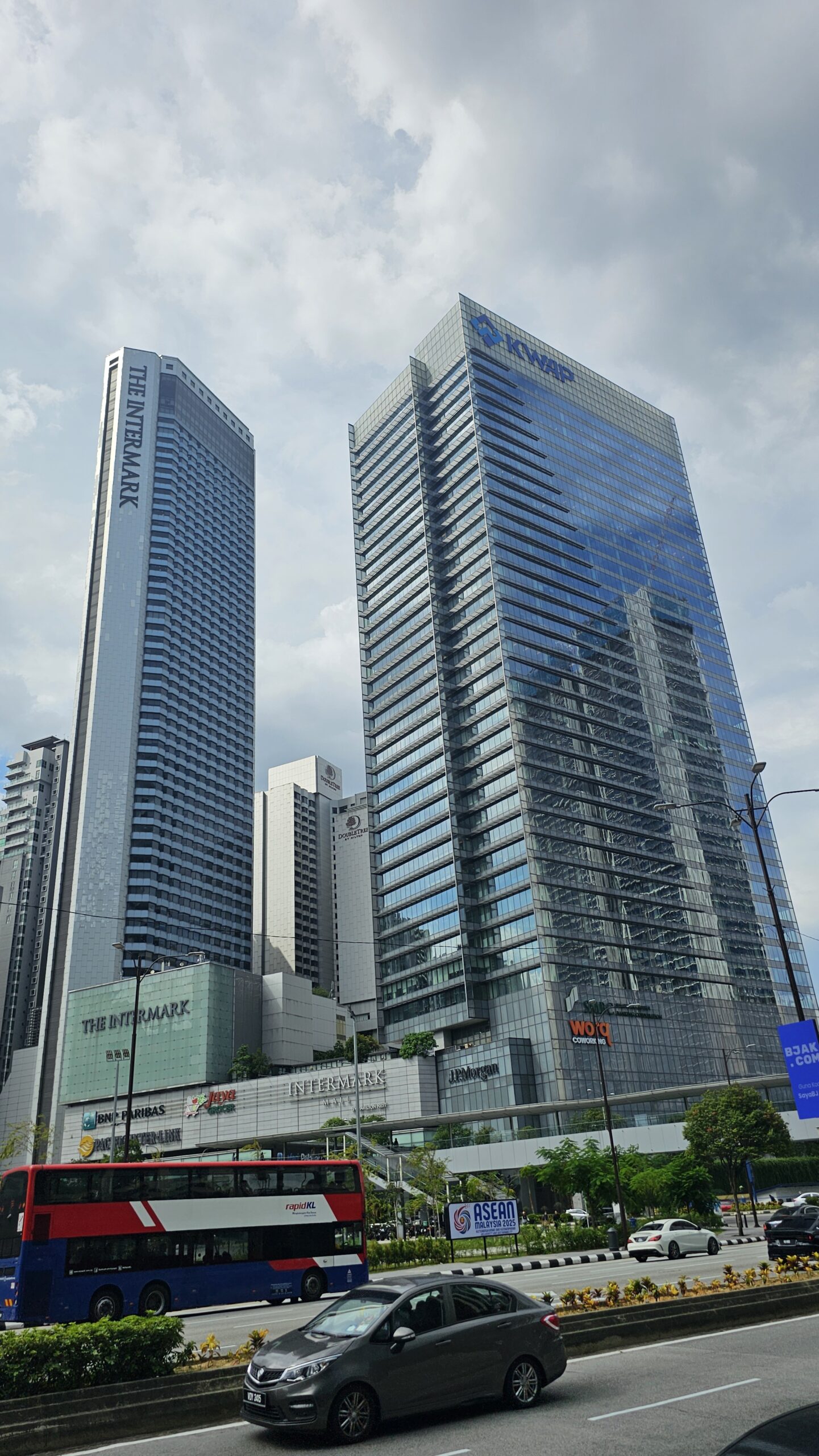 Vista Tower, Intermark Tower