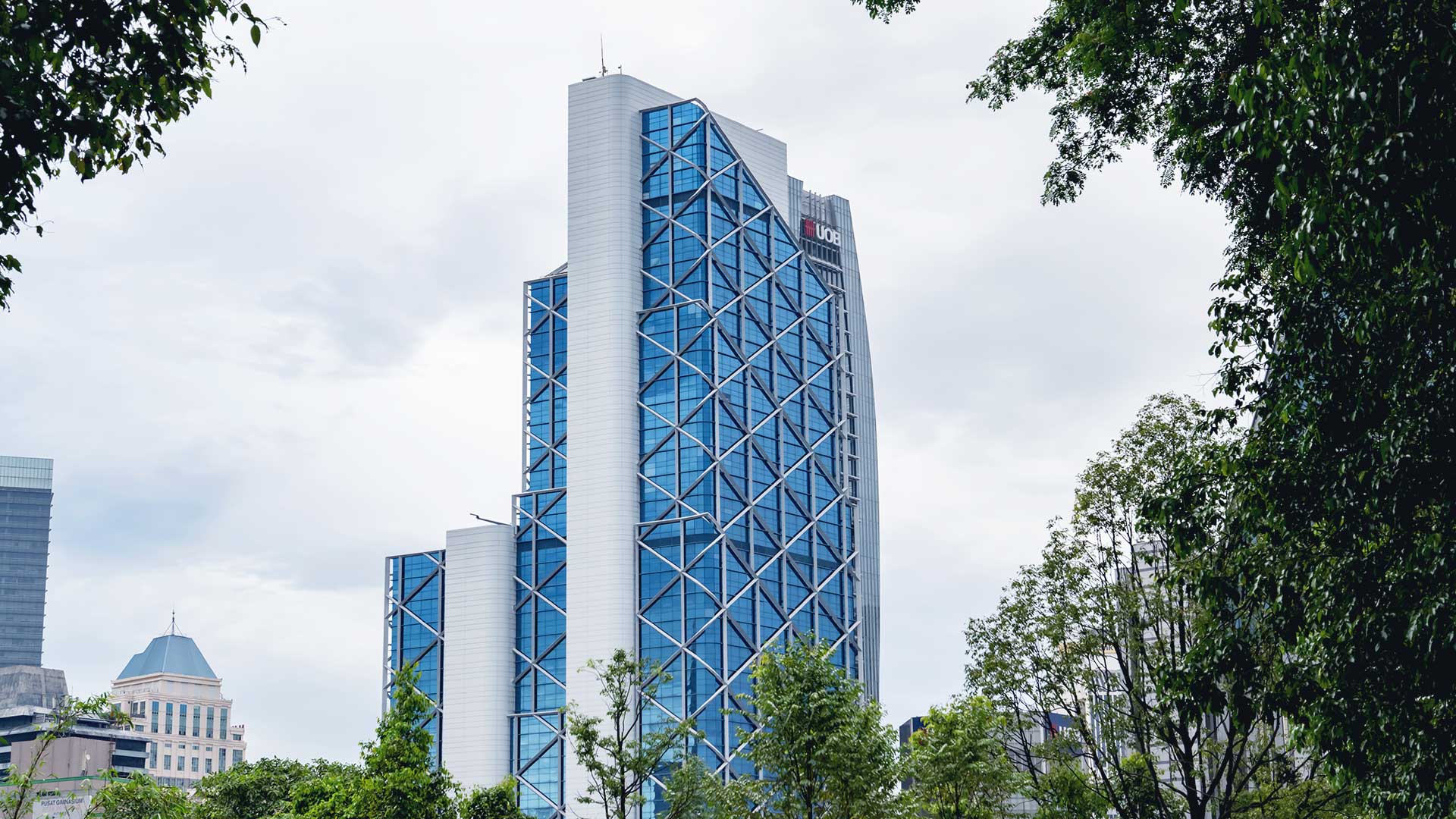 Menara Aras Raya / Menara Bumiputra-commerce