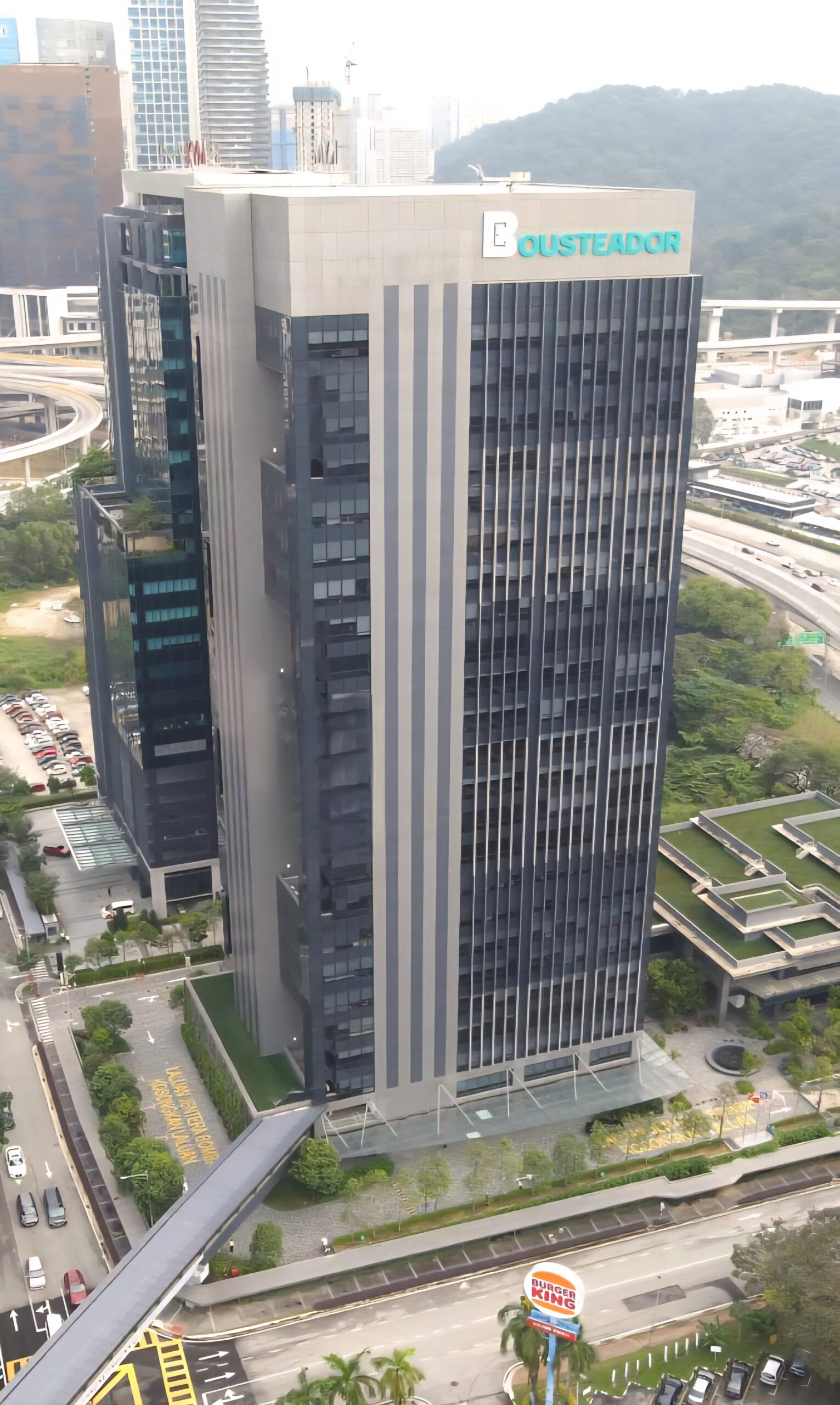 The Bousteador, Nucleus Tower